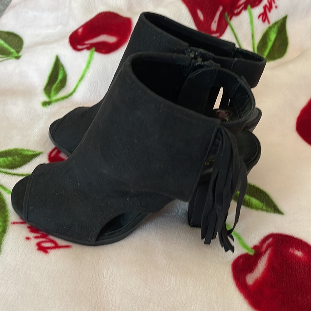Almost new peep toe booties - Picture 2 of 3